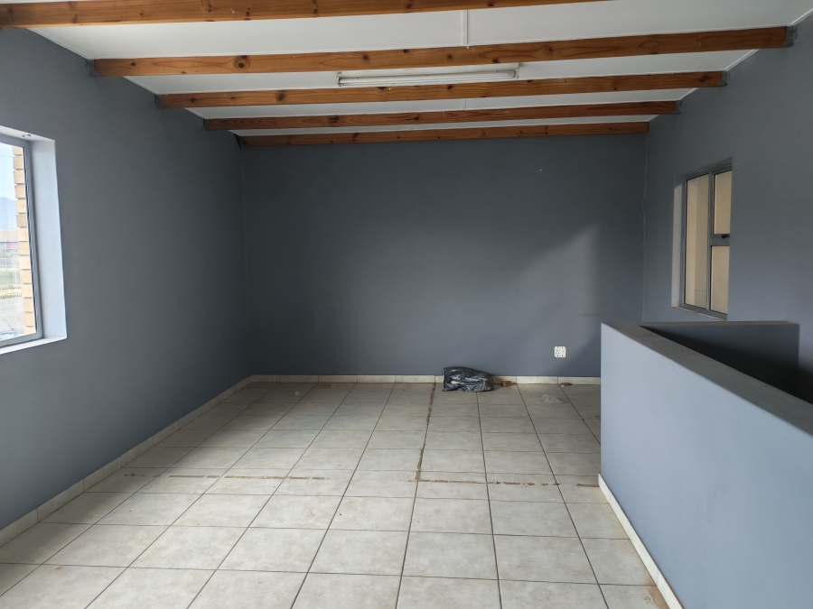 To Let Commercial Property for Rent in Broadlands Western Cape